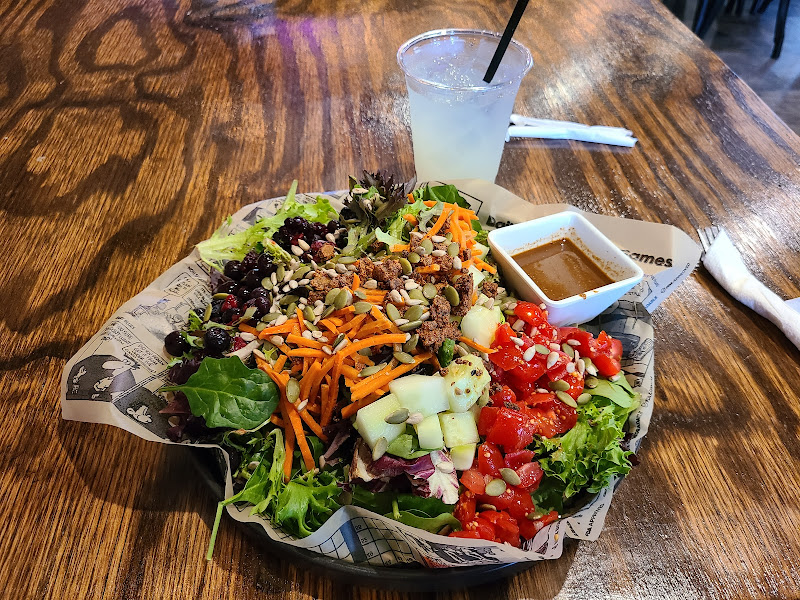 Aladdin's Eatery North Hills photo 4