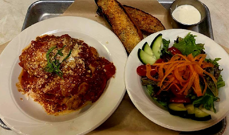 Benny's Bistro photo 1