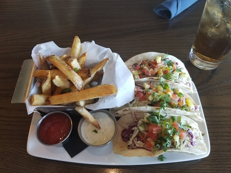 Drifters Bar & Grille photo 1