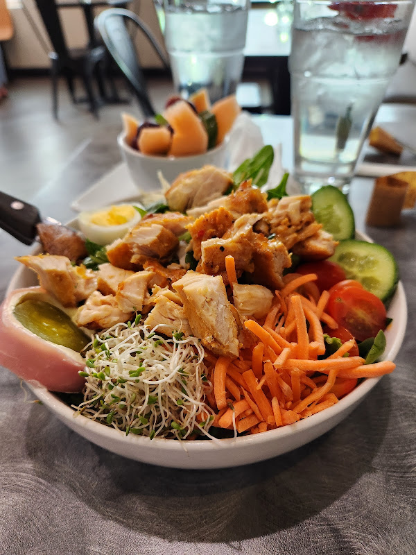 Heirloom Salad Company - Downtown photo 1