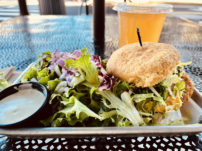 La Lus Vegan Cafe photo 4