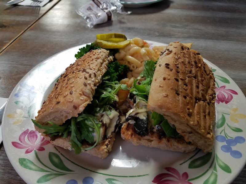 Nature’s Plate Cafe & Juice Bar photo 1