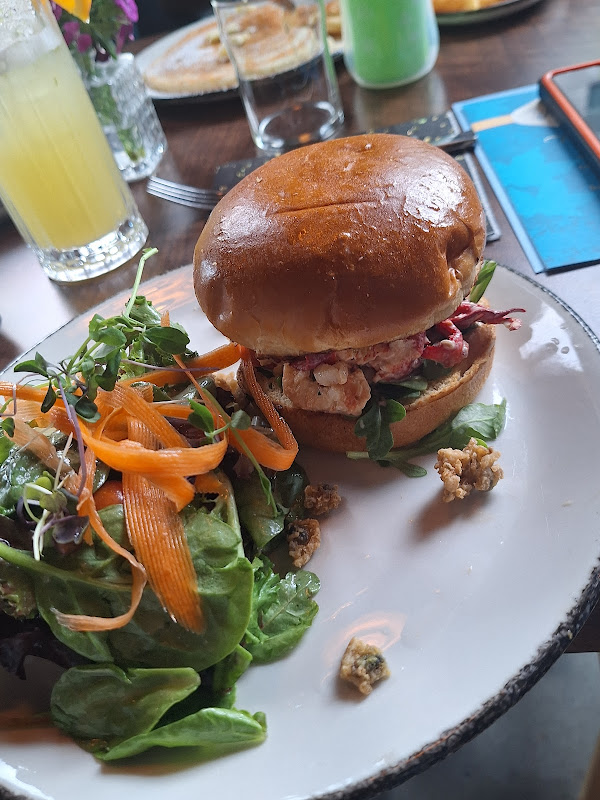 Urban Restaurant photo 1