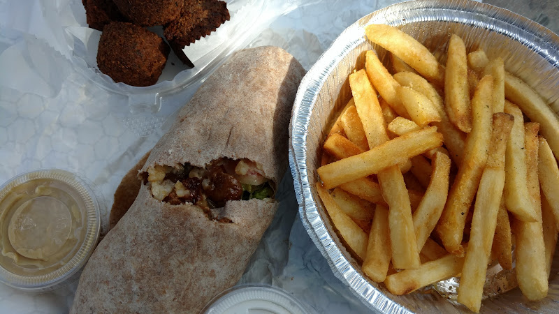Zizi's Vegan Food Truck photo 1